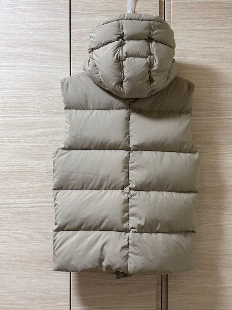 【美品】キャメル色　ピレネックス ダウンベスト