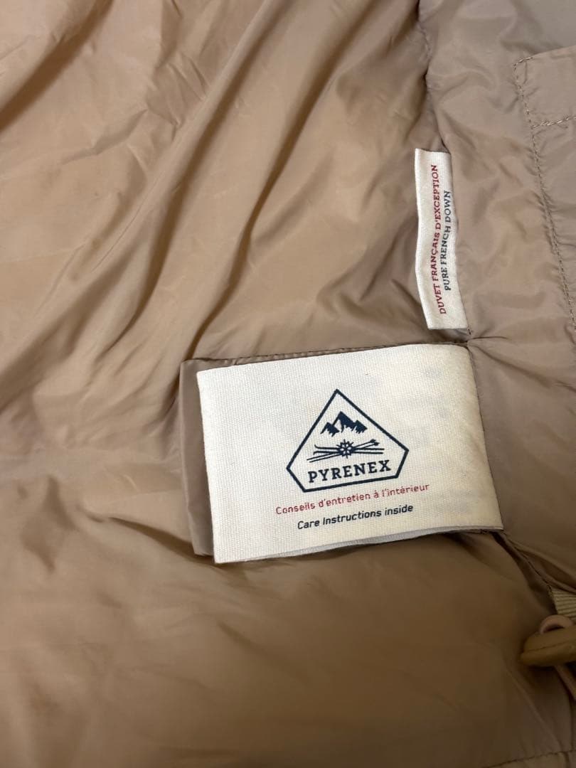 【美品】キャメル色　ピレネックス ダウンベスト