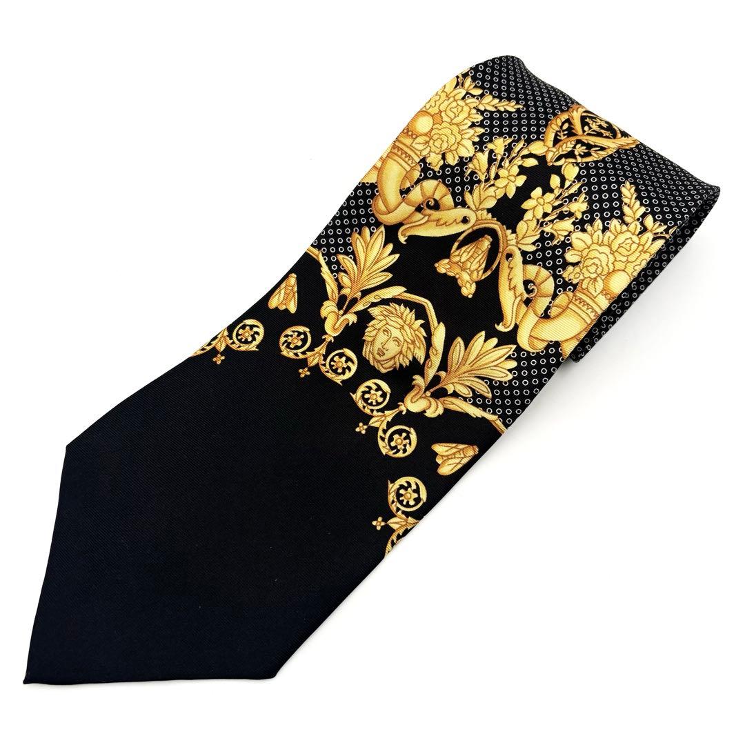 【超美品】ヴェルサーチ ネクタイ ブラック ゴールド メデューサ柄 シルク 伊製