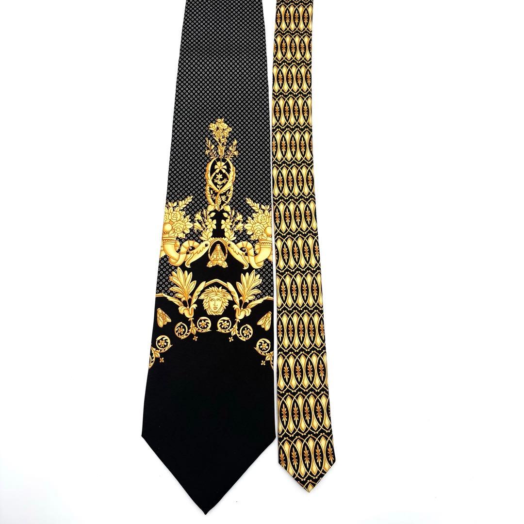 【超美品】ヴェルサーチ ネクタイ ブラック ゴールド メデューサ柄 シルク 伊製