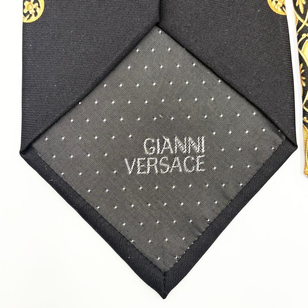 【超美品】ヴェルサーチ ネクタイ ブラック ゴールド メデューサ柄 シルク 伊製