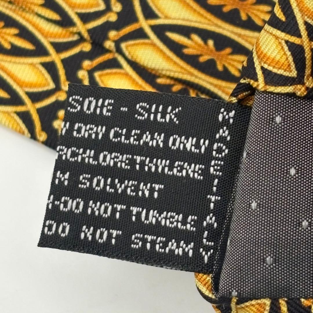 【超美品】ヴェルサーチ ネクタイ ブラック ゴールド メデューサ柄 シルク 伊製