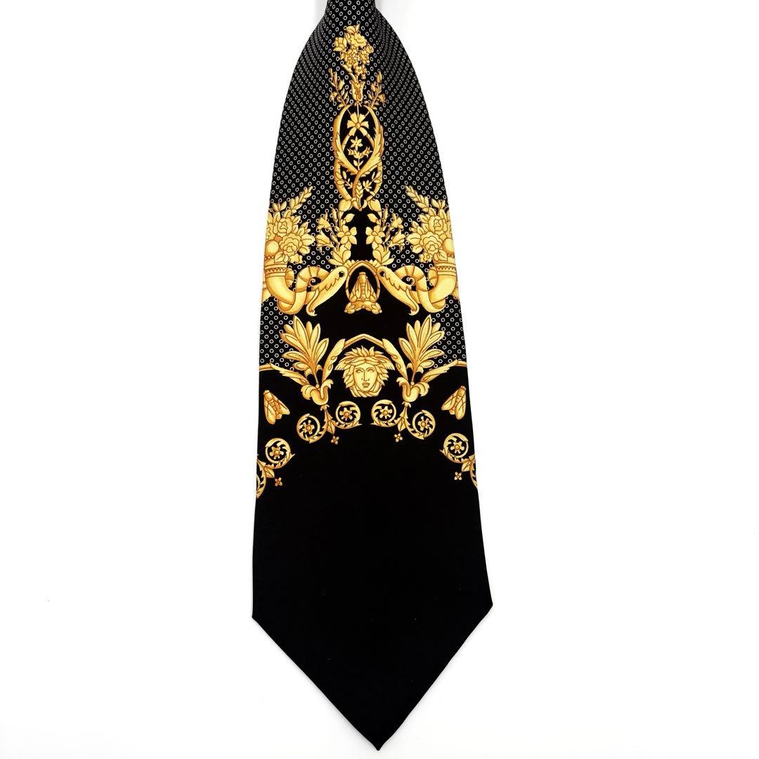 【超美品】ヴェルサーチ ネクタイ ブラック ゴールド メデューサ柄 シルク 伊製