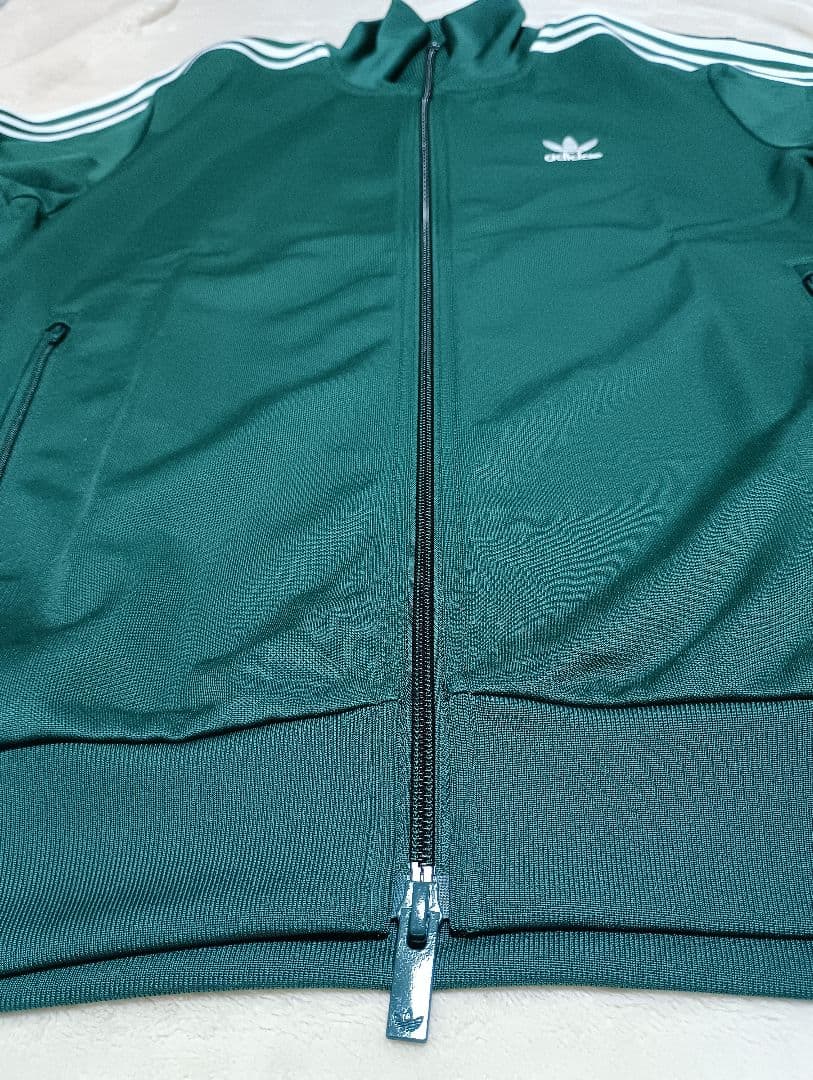 adidas ダークグリーン ベッケンバウアー 美品 IY8075 L