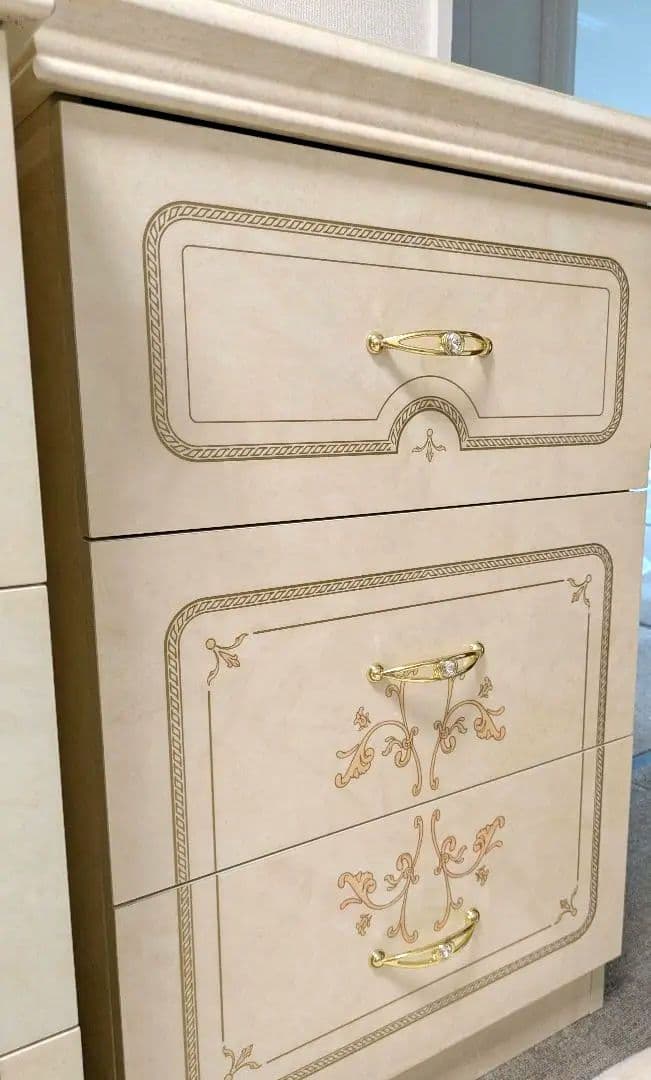 半額セール‼️定価104,500円‼️サルタレッリ フローレンスキャビネット