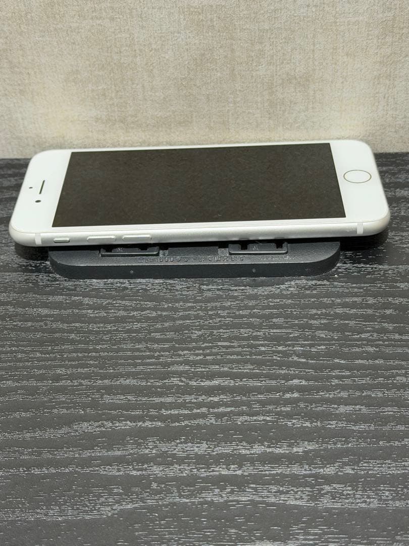 【美品】　iPhone8 256GB シルバー