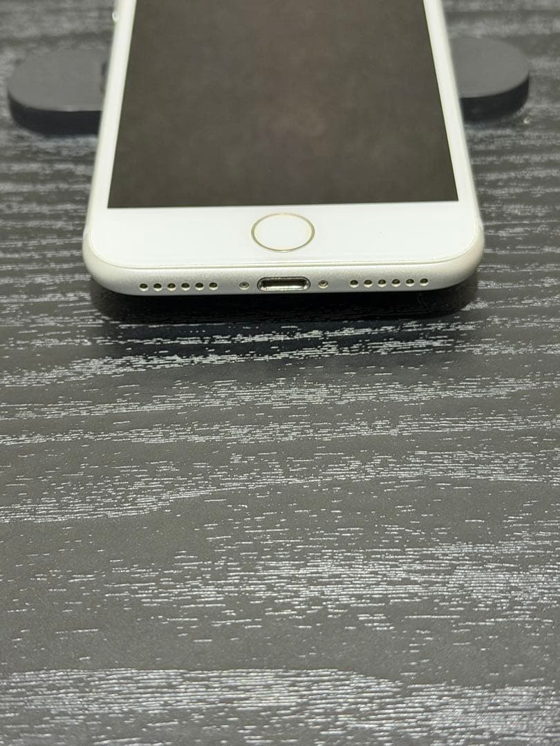 【美品】　iPhone8 256GB シルバー