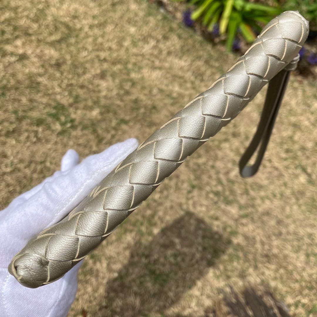 ☆美品☆BOTTEGA VENETA クラッチバッグ イントレチャート シルバー