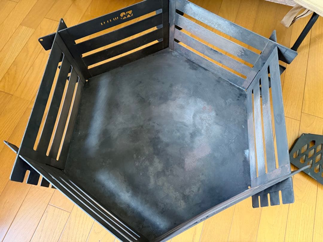 【スプリング】WAQ 焚き火台-YAGURA-