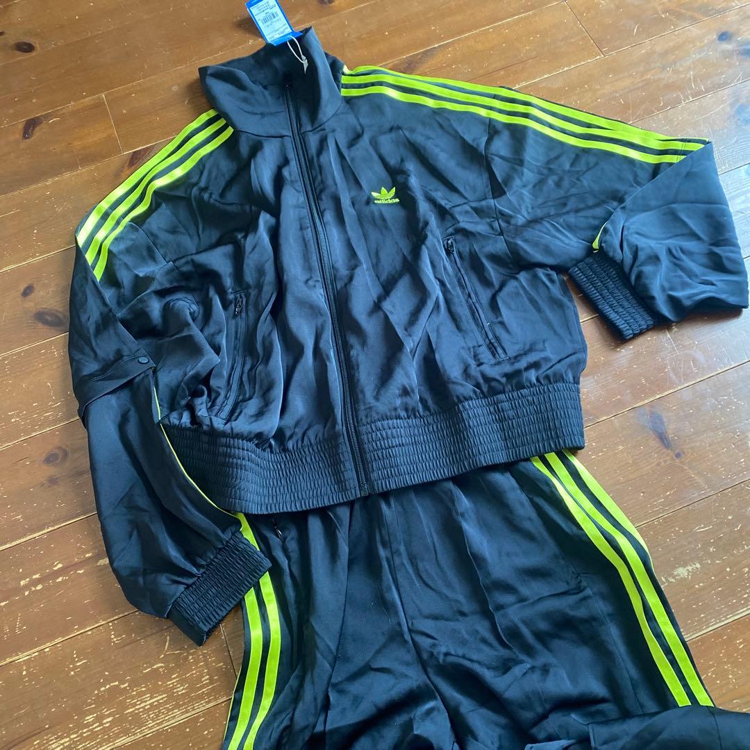 半額！新品　adidas ジャージ上下セット 上2XL 下Lブラック/ライム