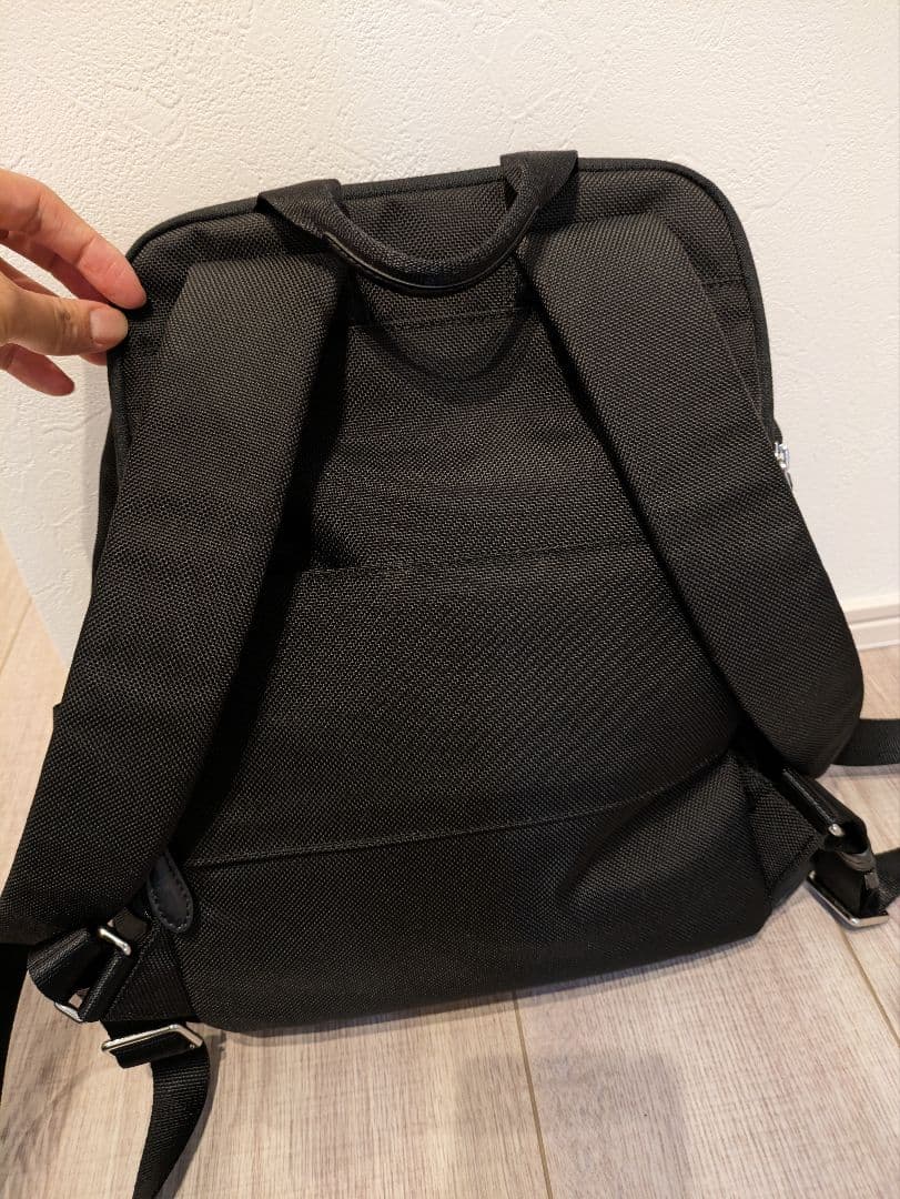 【美品】リュック　ビジネス　お出かけ　フォーマル　PC収納