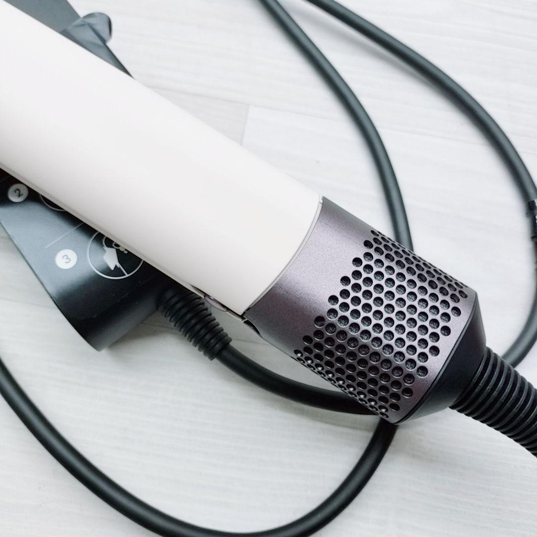 新品未使用☺️最新モデル ダイソン ストレイトナー ドライヤー ストレート