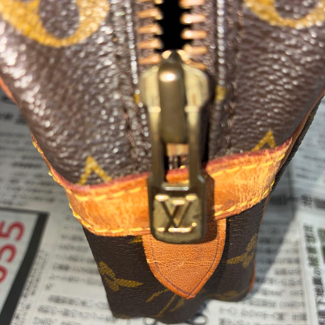 ルイヴィトン　モノグラム　ハンドバッグ　クラッチバッグ