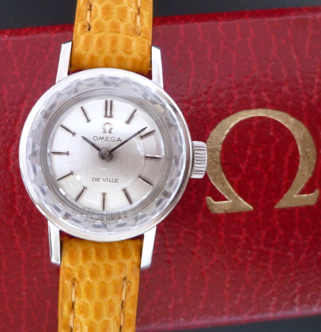 オメガ　1968年 18金無垢　デビル　カットガラス　レディース OH済