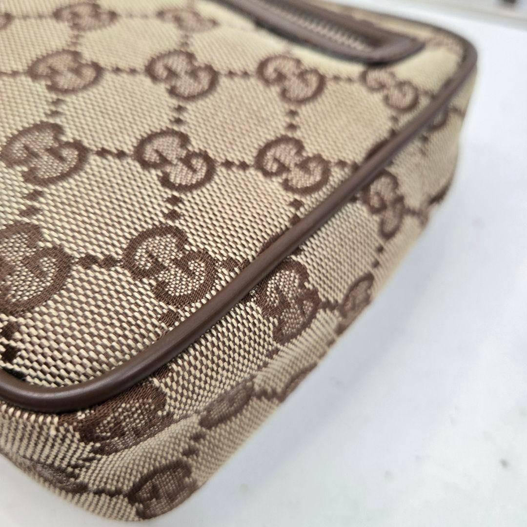 ほぼ未使用 GUCCI クラッチバッグ GG キャンバス レザー