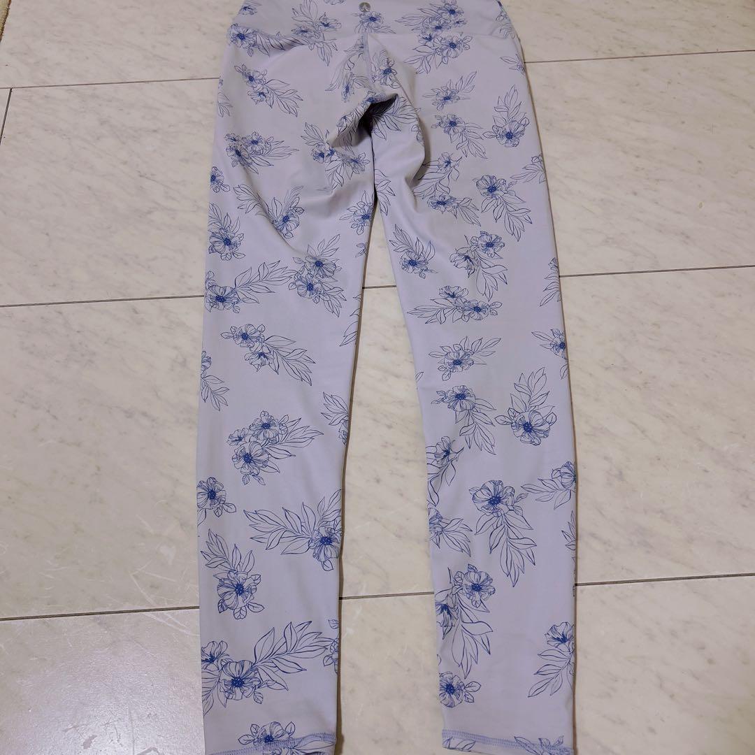 SUKALA ヨガウェア　上下セット