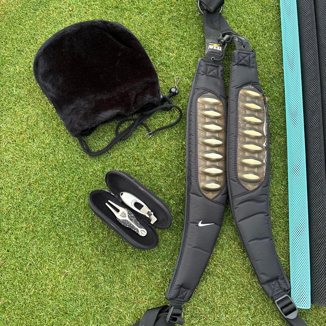 【激安】ナイキ NIKE キャディバッグ ゴルフ スタンド型 ミニゴルフバッグ付
