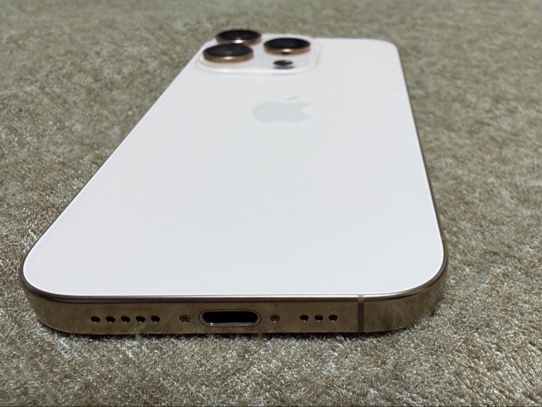 iPhone 16pro 128GB デザートチタニウム SIMフリー　美品