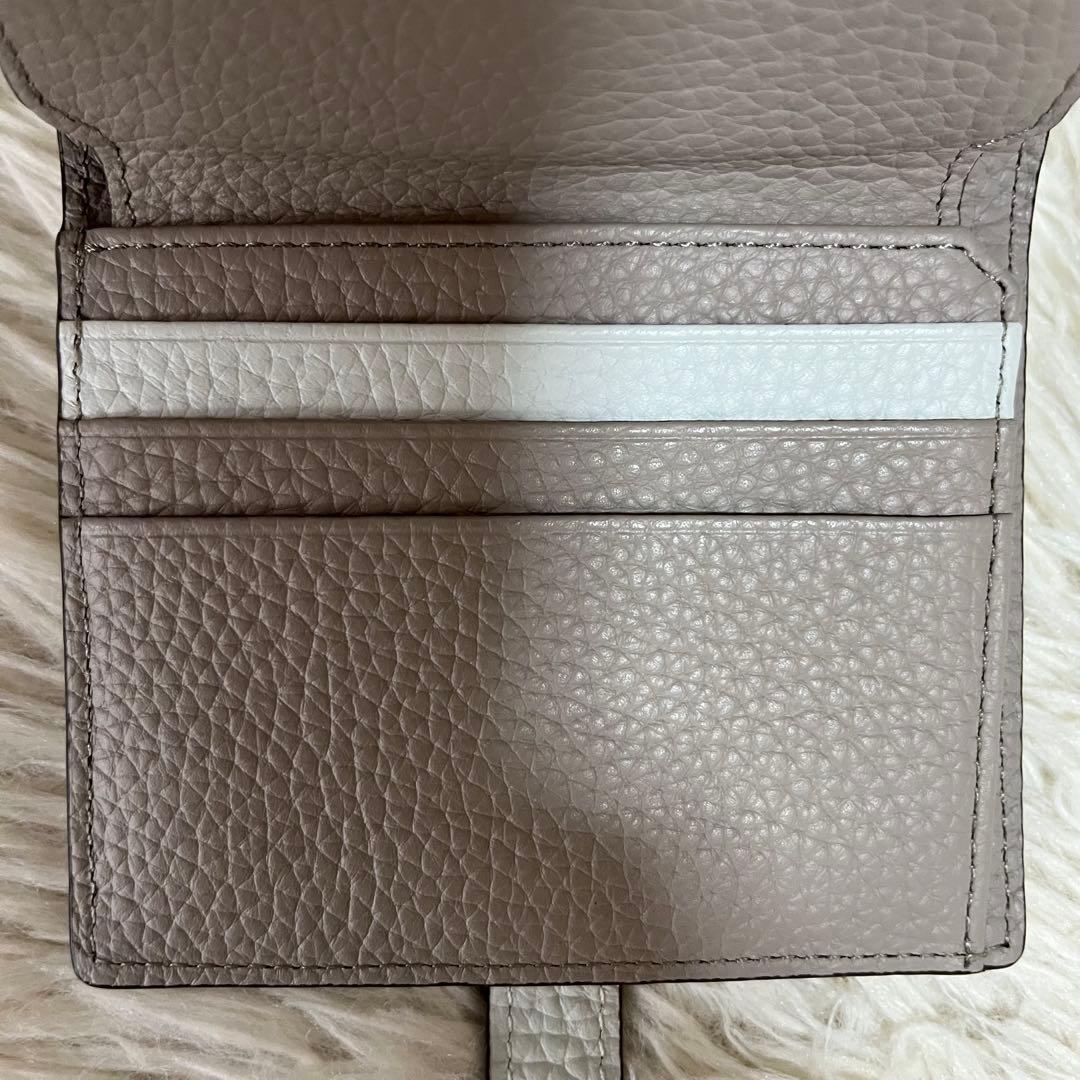 【新品未使用】ペレボルサ　4781 レネット　二つ折りカードケース　二つ折り財布