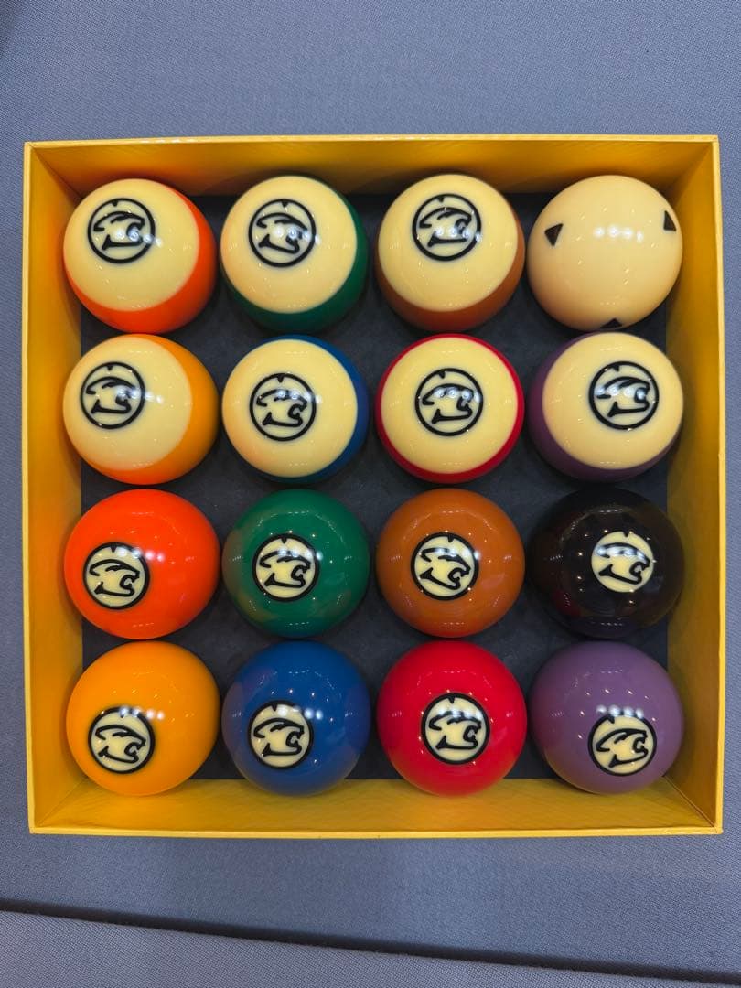 プレデターARCOS II ビリヤードボールセット 16個