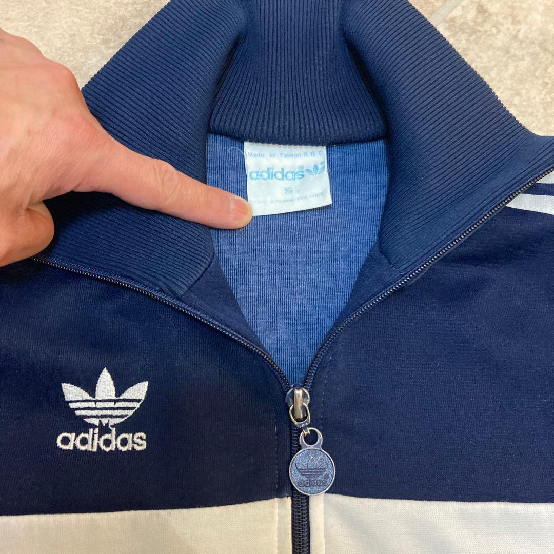アディダス　ヴィンテージ　トラックトップ