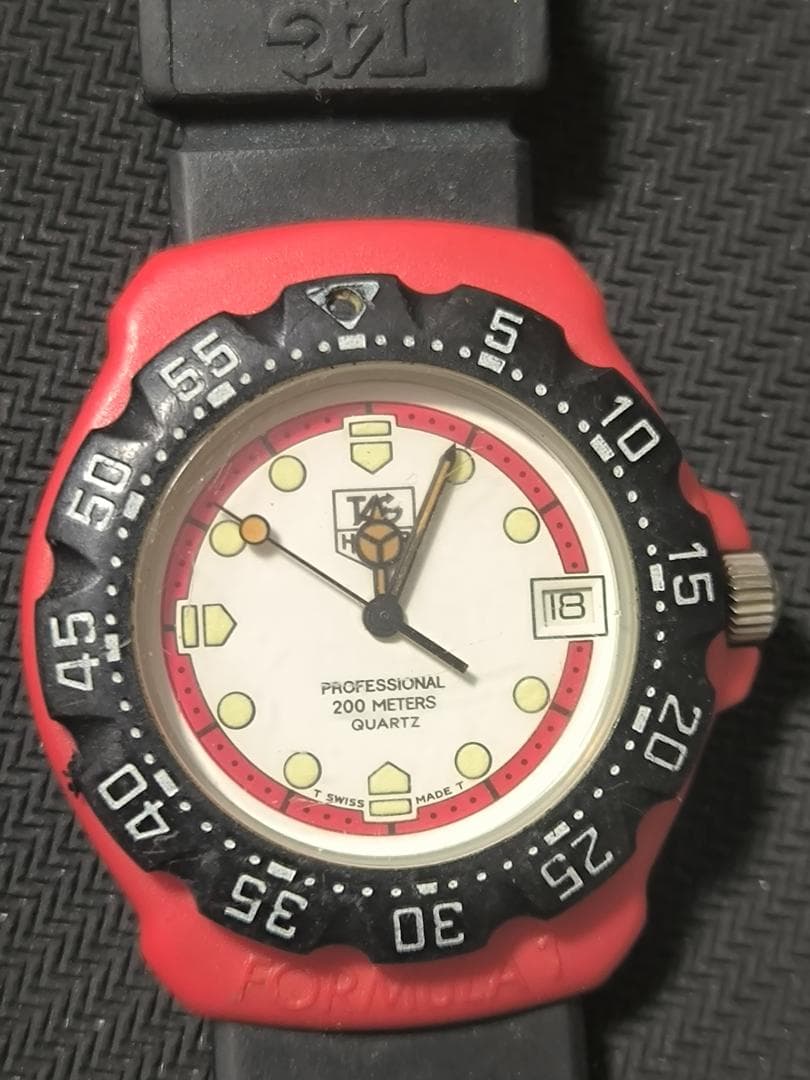 時計　タグホイヤー　TAGHEUER　385.513