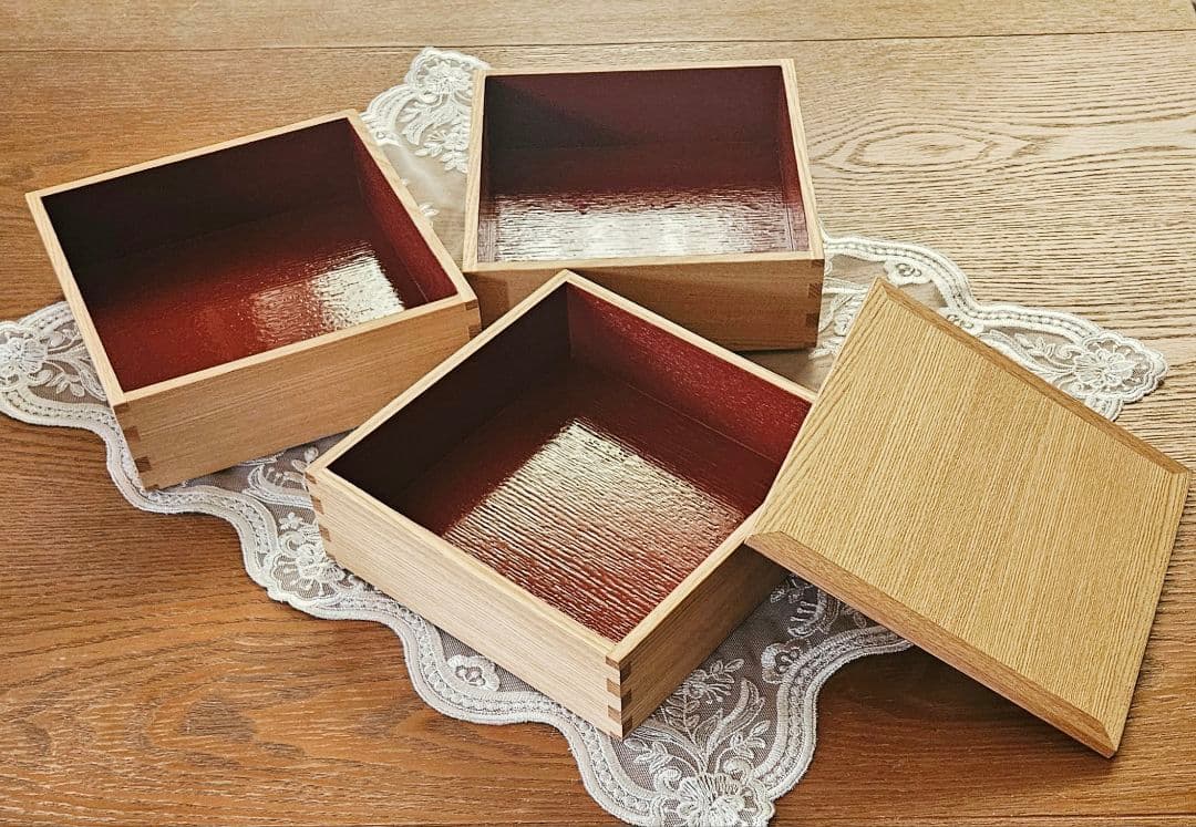 松屋漆器店 木製 タモ 三段重 6寸 内朱 新品