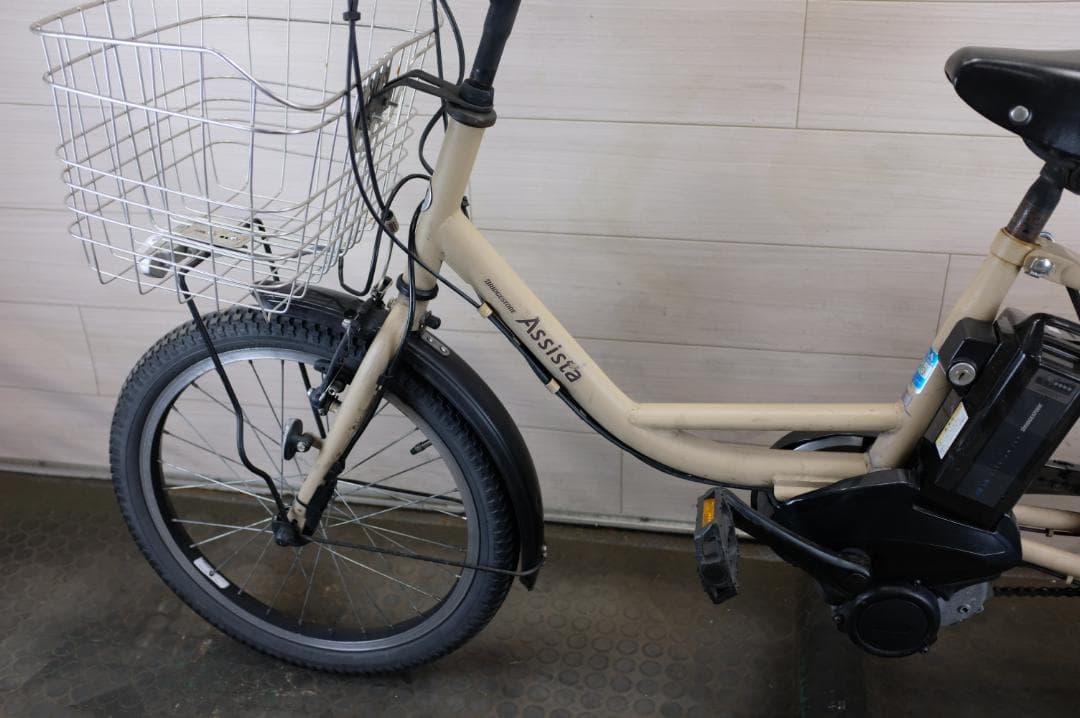 s*。様 良品新基準　BS アシスタ 18インチ　3段　6.2Ah充電器あり