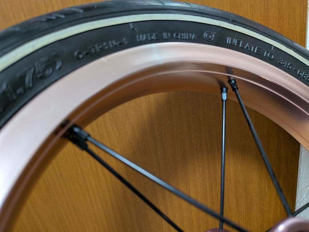 CSTタイヤ＋アルミホイール 完組 ピンク ランバイク ストライダー