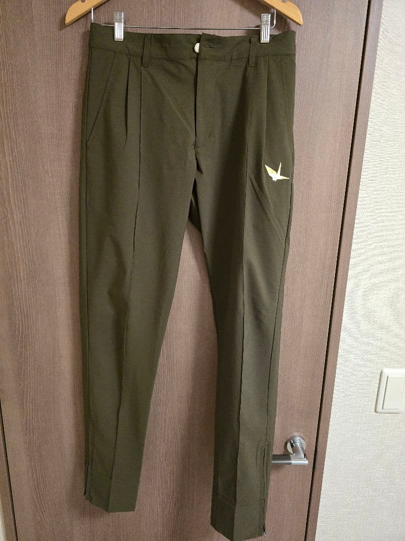 1PIU1UGUALE3 GOLF　ZIP SLACKS［KHAKI］