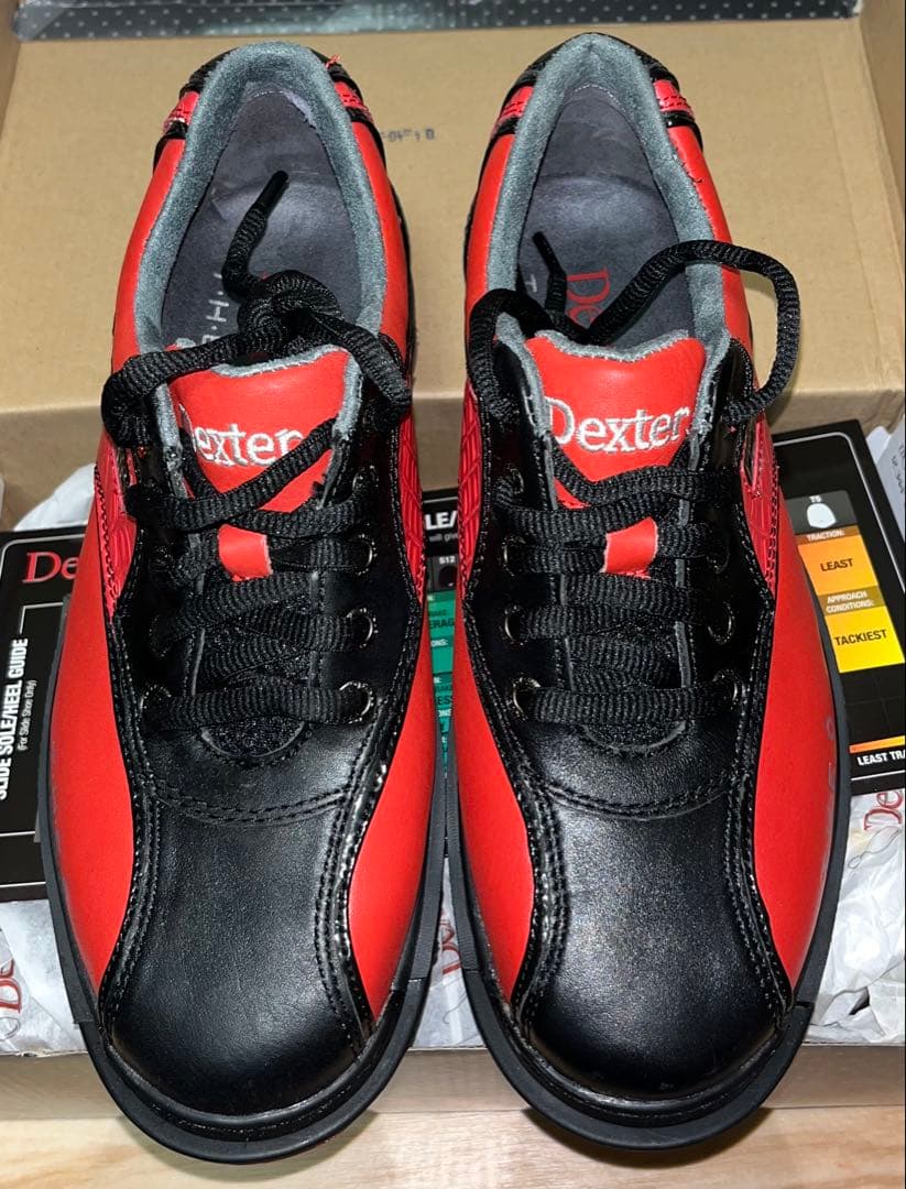 新品未使用Dexter THE 9 レッド/ブラック5M(D)23センチ相当