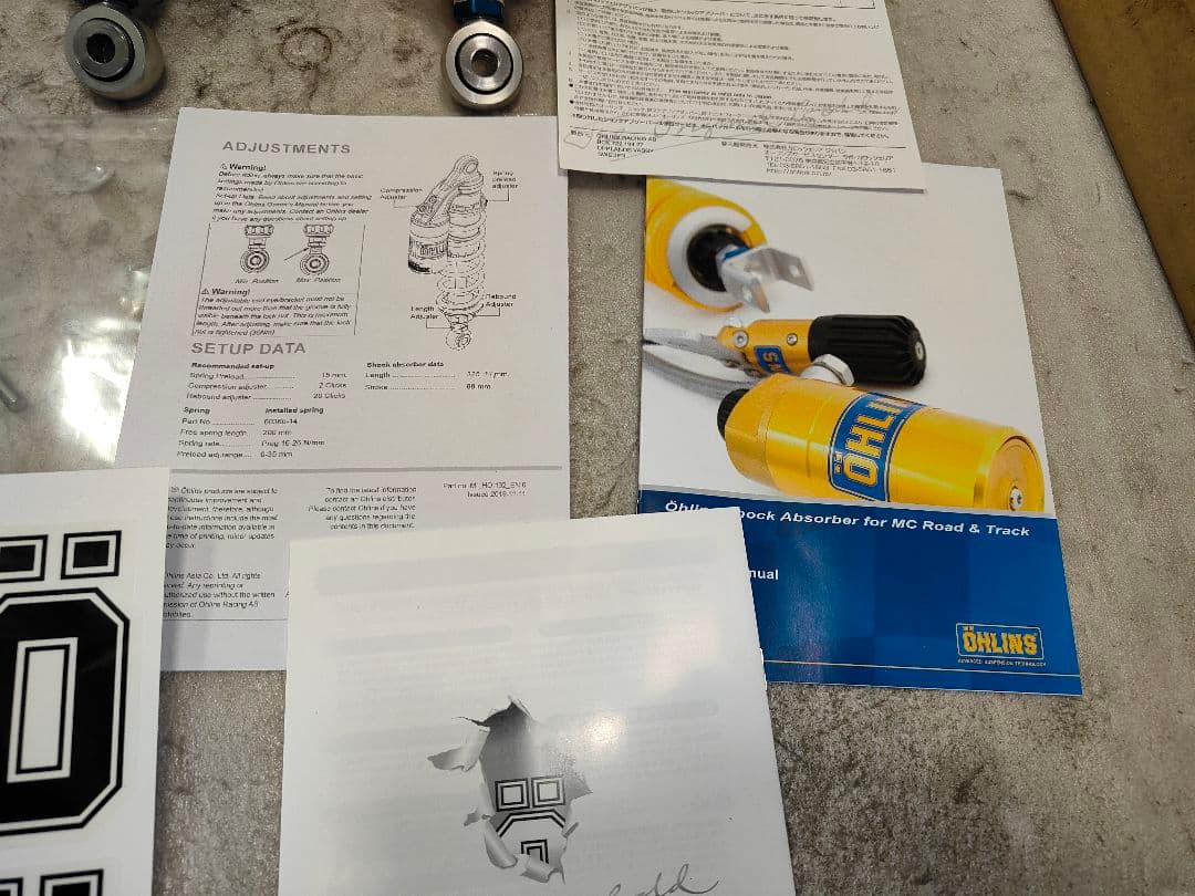 ÖHLINS CB400SF CB750用リヤサスペンションセット