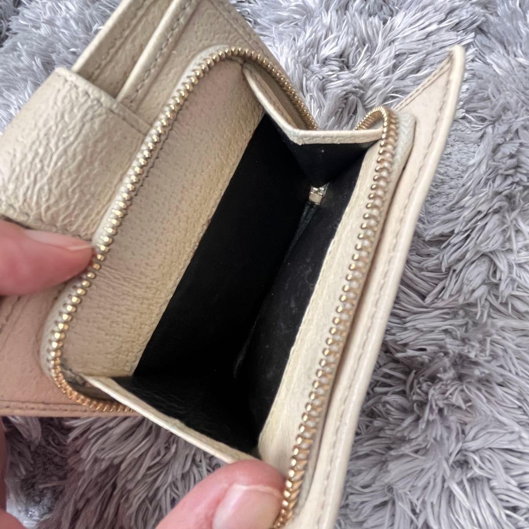 GUCCI 折り財布　GGキャンバス ホワイト　ロゴプレート　メンズ　レディース