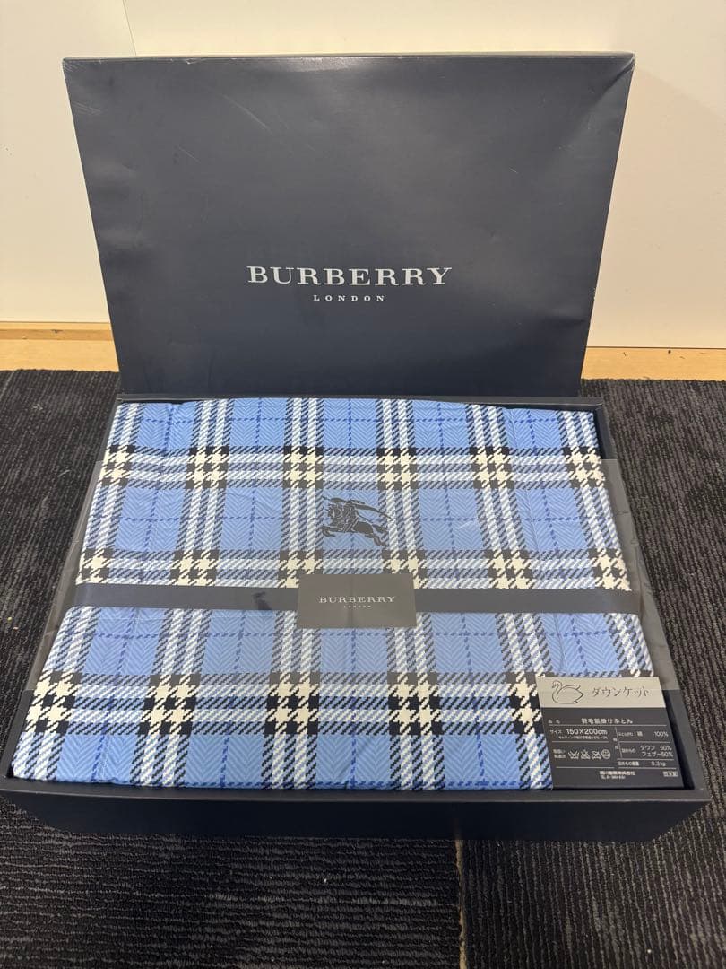 BURBERRY LONDON ダウンケット　羽毛肌掛けふとん 新品未使用