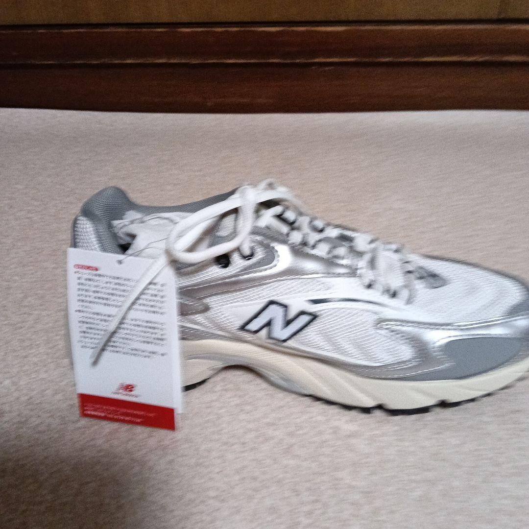 ニューバランスシュ−ズ　ML725c　サイズ24.5