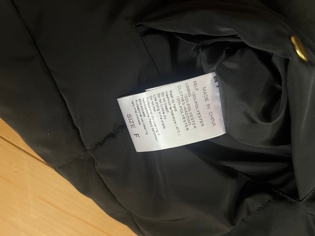 新品　アダムエロペ ダウンベスト　ダウンジャケット ブラック　黒　【送料無料】