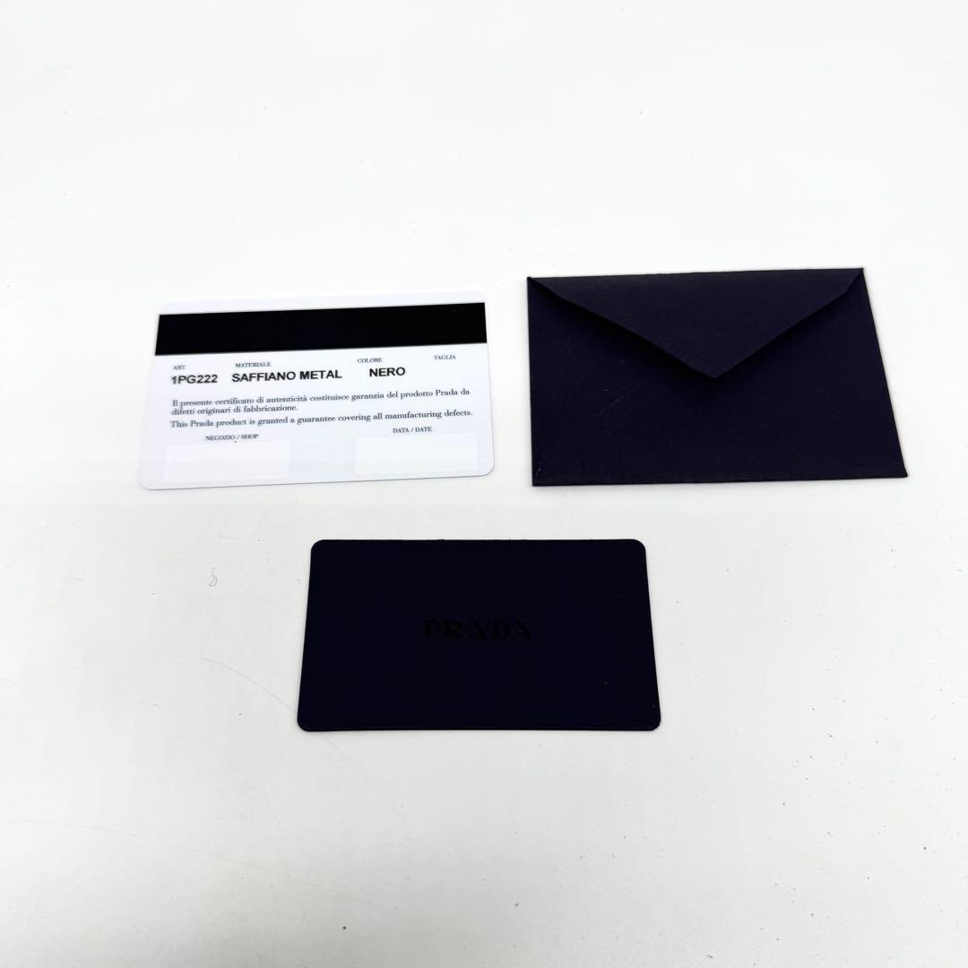 【極美品・付属品完備✨】プラダ キーケース サフィアーノレザー 黒 1PG222