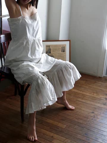 Yunamamさん専用）新品HERNI　ベルギーリネンペチパンツ　白