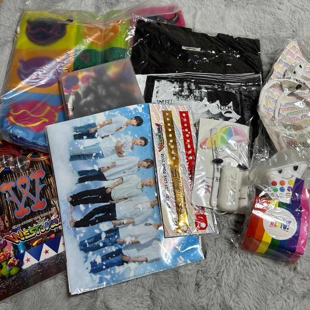 WEST LIVEDVDセット(ばら売り可)グッズ付き(2枚目)