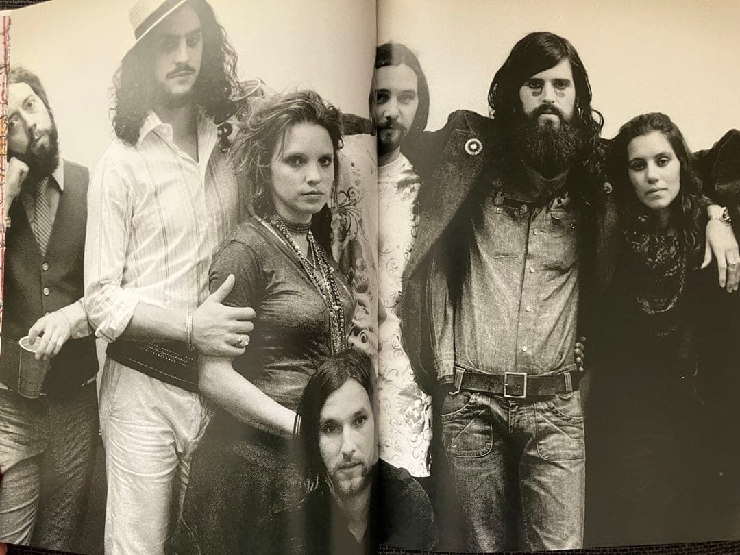 『Family 』 Lauren Dukoff