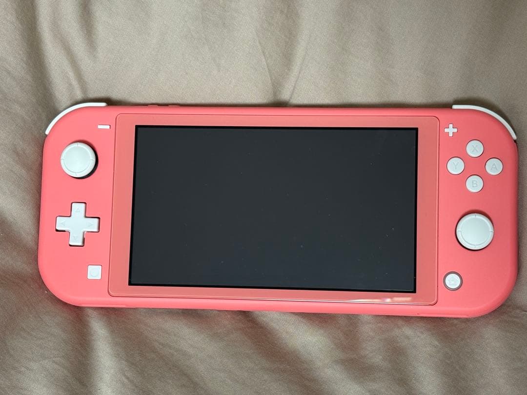 Nintendo Switch LITE コーラル　美品　専用ケース付き