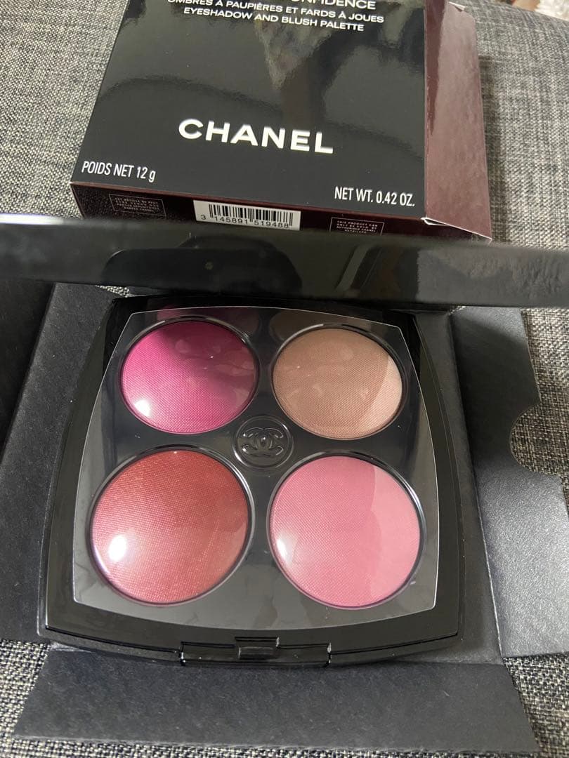 CHANEL ルージュヌワールコンフィダンス〈アイシャドウ/チークカラー〉