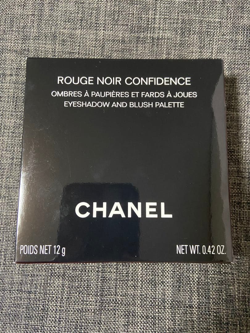 CHANEL ルージュヌワールコンフィダンス〈アイシャドウ/チークカラー〉