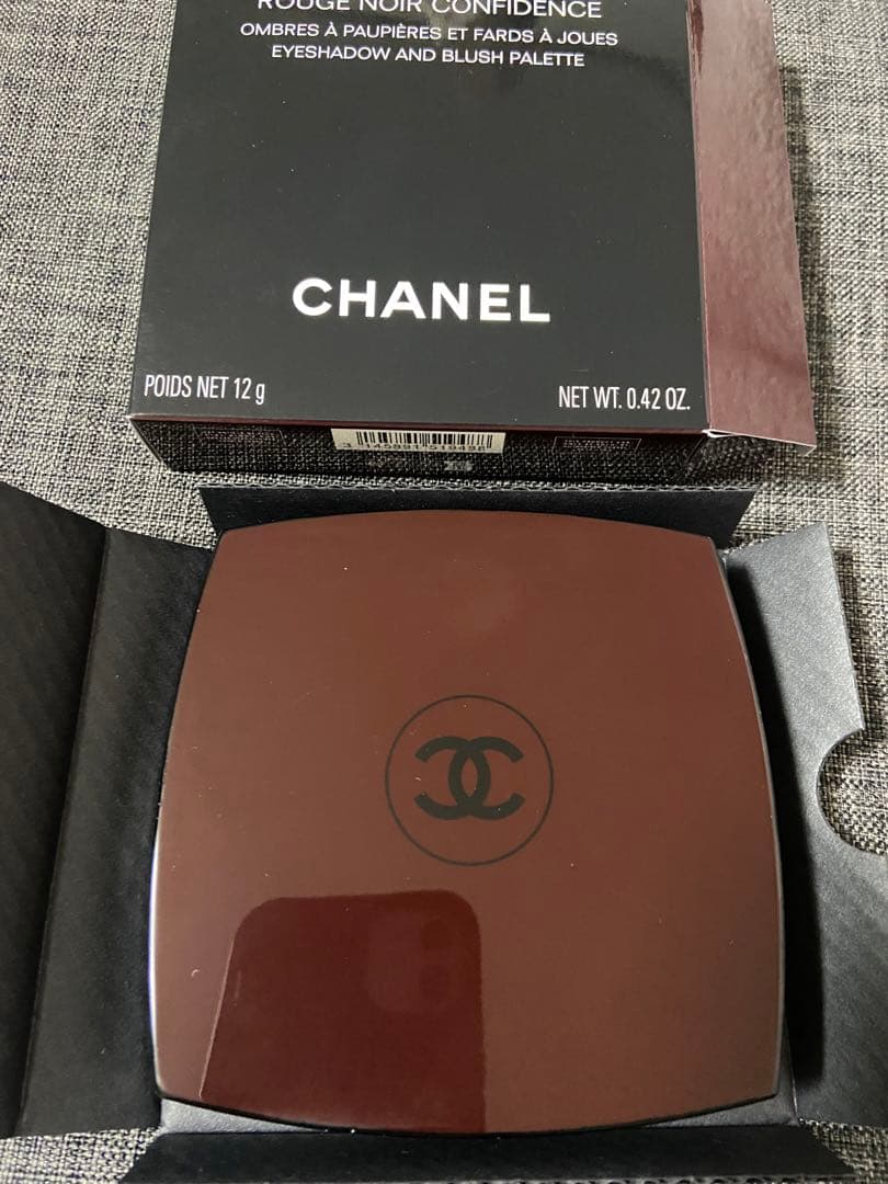 CHANEL ルージュヌワールコンフィダンス〈アイシャドウ/チークカラー〉