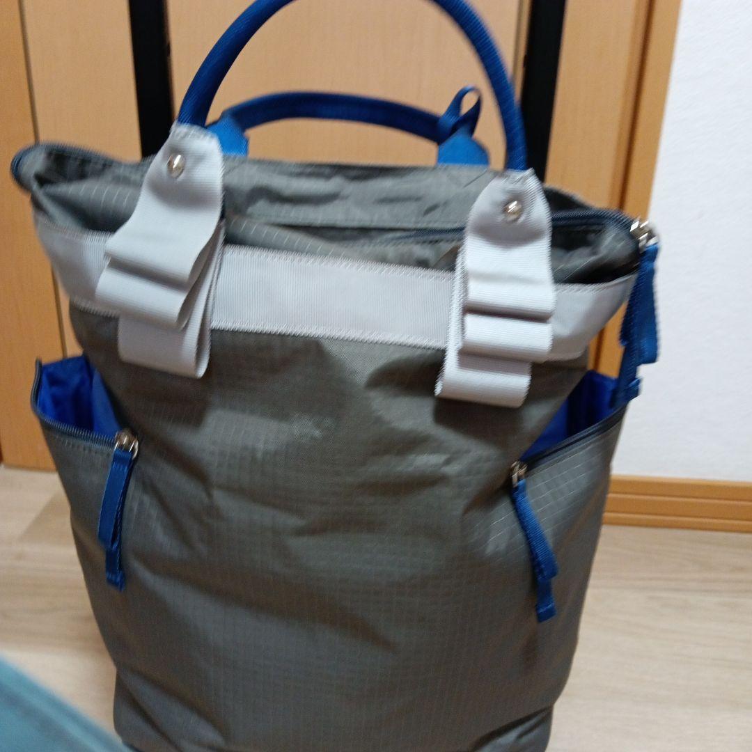 美品スワニーキャリーバッグ静音、新型ハンドル型ストッパーつき