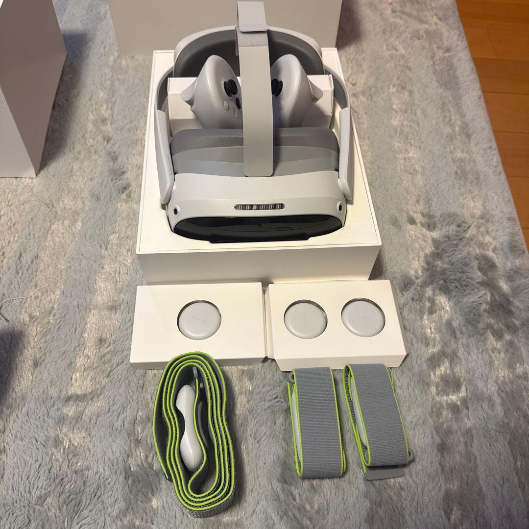 PICO4 Ultra＋PICO Motion Tracker(両足、腰)