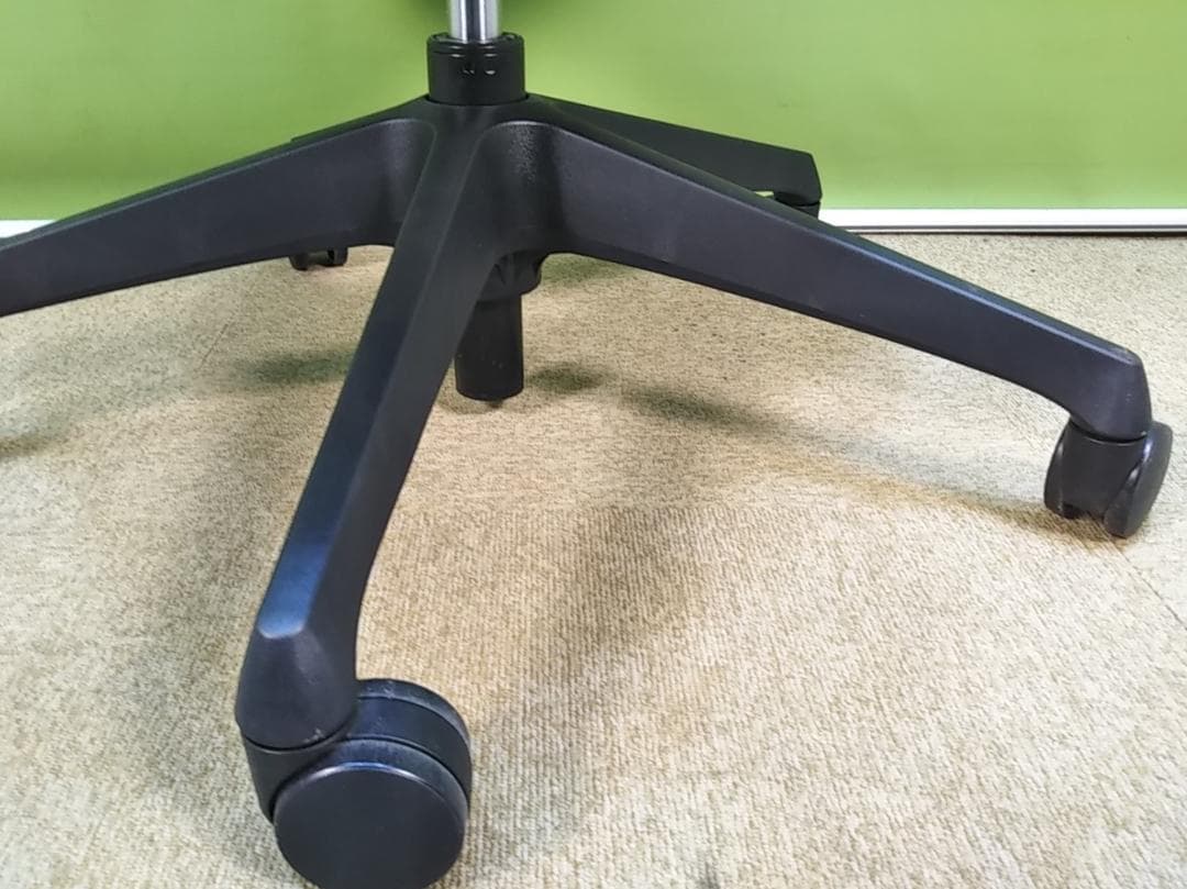 Haze　zr　オカムラ　シルフィーチェア　前傾機能　ハイバック　クッショ