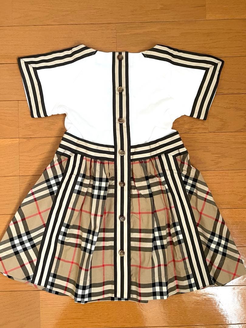 BURBERRY 半袖ワンピース 2Y