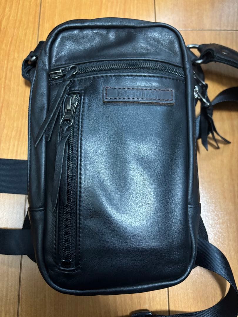 クシタニ　2WAY LEG BAGII 2ウェイレッグバッグ2　牛革本皮（黒）