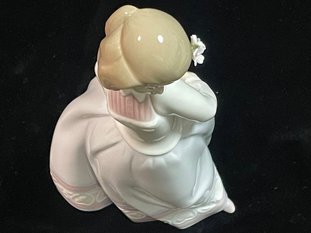 LLADORO リヤドロ 「Sweet＆Shy」